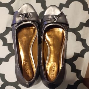 Ellen Tracy Flats